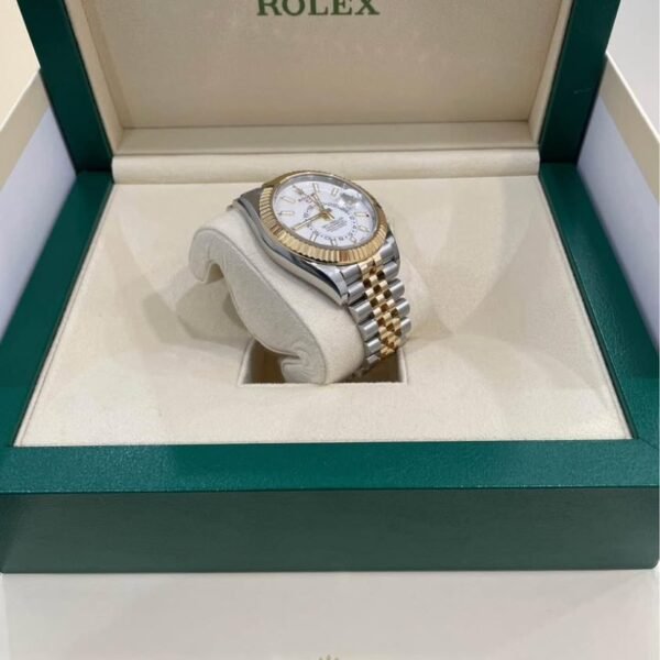 Rolex Yellow Oyster Perpetual Sky-Dweller 2024