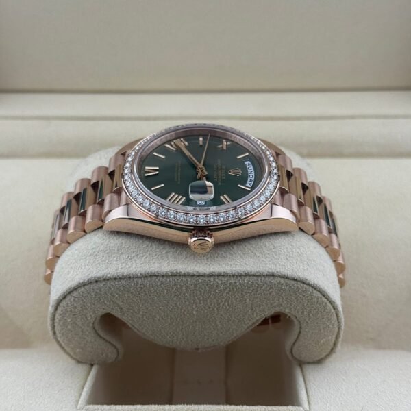 Daydate 40 olive rbr 2024 model Reference 228345RBR
