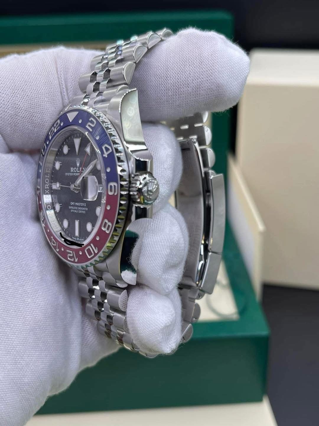 Rolex GMT Master II “PEPSI” 126710BLRO 2023 - Image 2